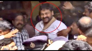 Megastar Chiranjeevi's Shocking | Grand welcome from fans-  MovieBlends