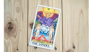 Tarot 4 Kings - Πώς σκέφτεται την προσέγγιση τώρα που είναι μακριά σας.