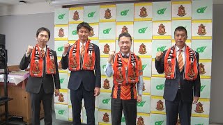 県初のJリーグ昇格誓う　ヴィアティン三重の選手らが県庁訪問