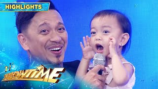 Baby Sarina surprises her daddy Jhong | It's Showtime