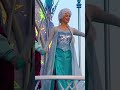 #shortsvideo #letitgo #elsa #frozen #anna #disneyparade #shorts