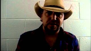 Raw interview: Jason Aldean on mullets, touring, '1994'