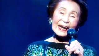 月がとっても青いから　菅原ツヅコ　90歳の歌声