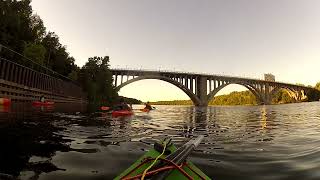 Kayaking on the Mississippi River - Minneapolis to Ford Bridge