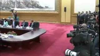 Hu, Obama hold talks and meet press - CCTV 091117