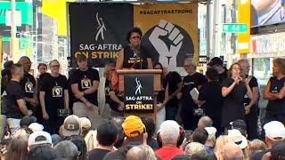 Celebrities and supporters join SAG-AFTRA rally in Times Square