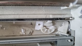 DEATH BY COURIER! - I bought a working vintage dot matrix printer, but it got trashed in delivery!