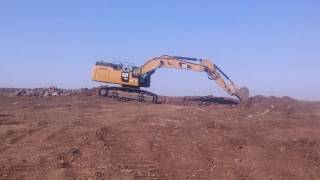 באגר אזרחי מכין מעבר לבאגר צבאי A civilian bagger is preparing a transition to a military bagger