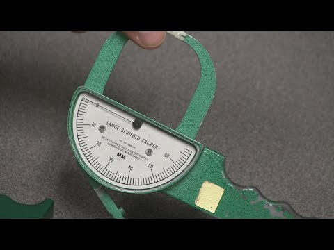 How to perform a 7-site skinfold body fat measurement on a male How to perform a 7-site skinfold body fat measurement on a male