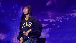 241005 Apink CHOBOM FANMEETING TOUR MATCH IN SEOUL - Hug me(안아줘요) + Attracted To U(끌려) fancam