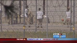 Omaha think tank recommends ways to ease prison overcrowding