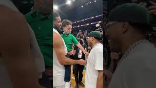 Tatum and Deuce dapped up Nelly 👏