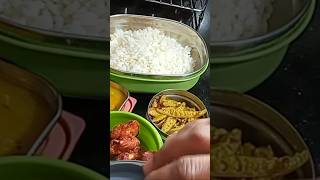 തിരക്കുകൾ കൂടി വരുന്ന ദിവസം #traditionalfood #homecookedfood #foodvlogger #minivlog #dayinmylife