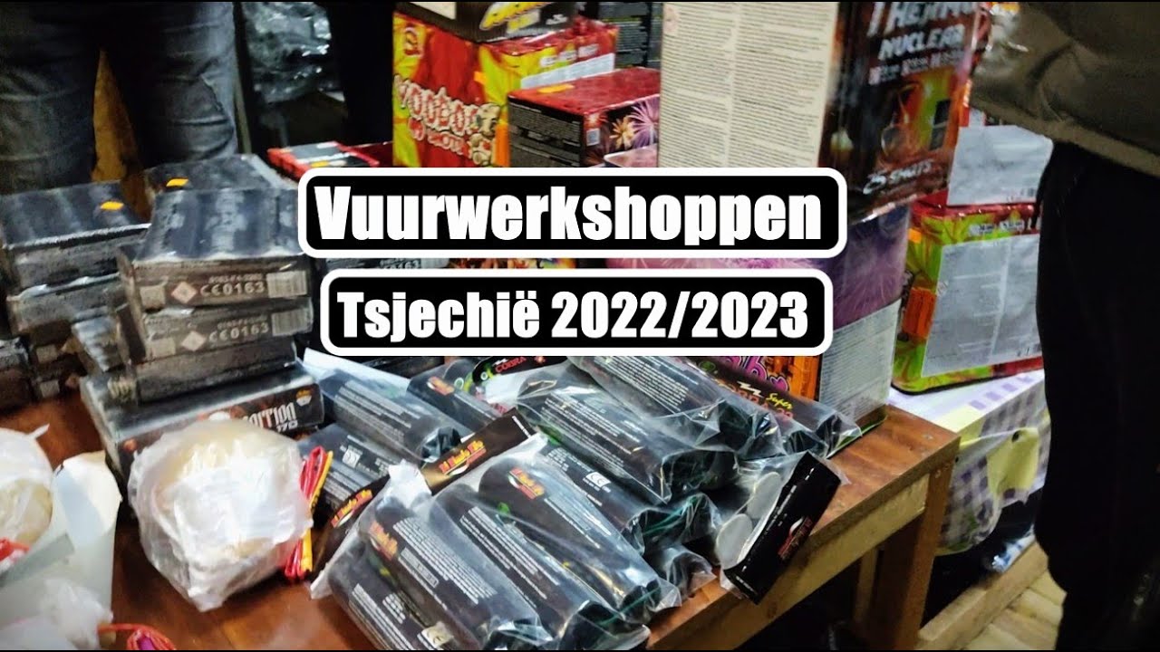 Vuurwerkshoppen In Tsjechië! #2 Zwaar Vuurwerk Op De Markt! - YouTube