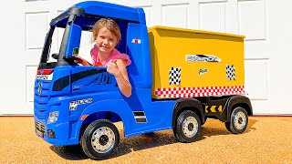 Катя и её маленький грузовичек