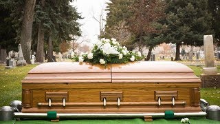 10 Things Funeral Directors Don’t Want You to Know | Southern Living