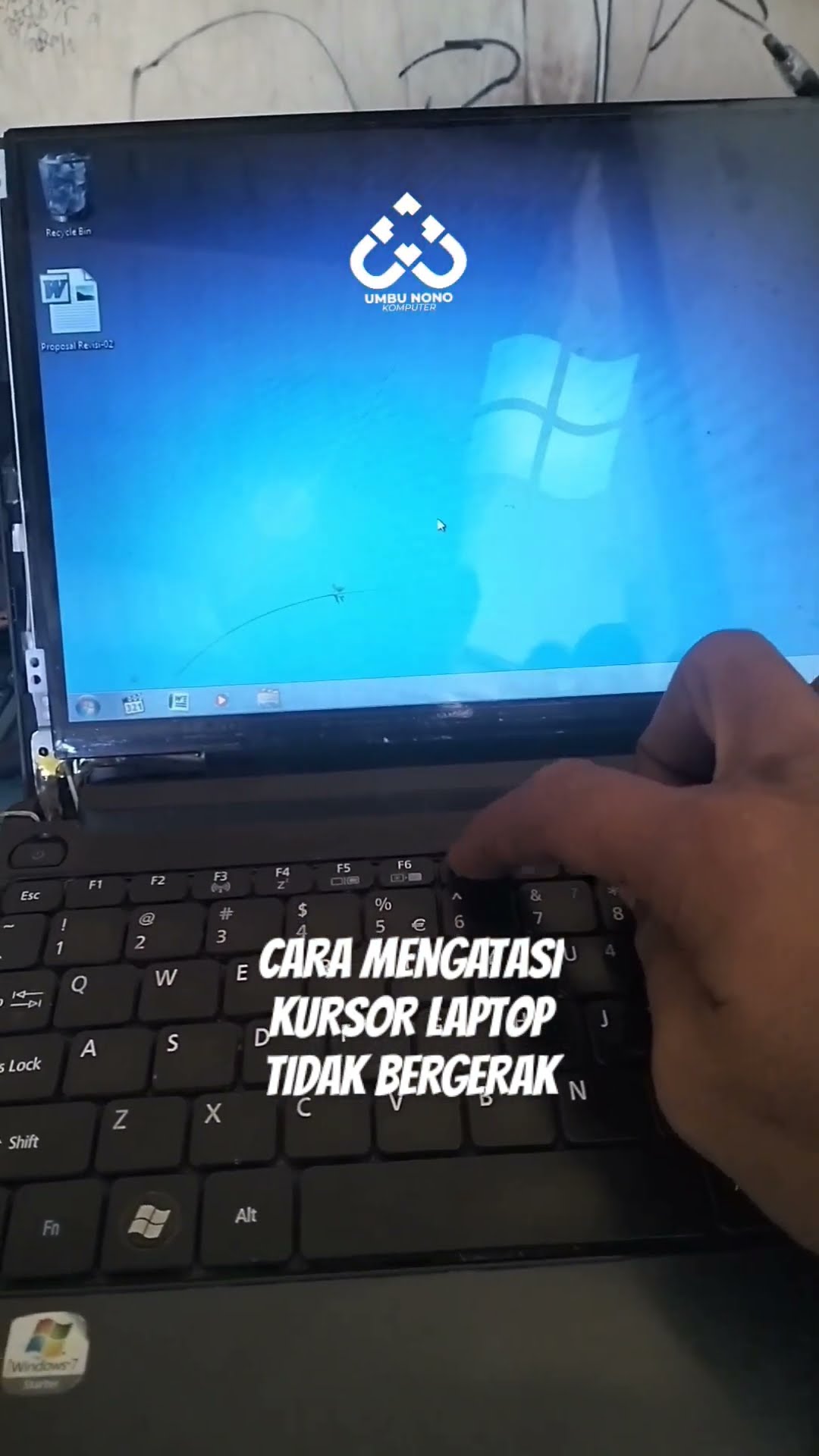 CARA MENGATASI KURSOR LAPTOP YANG TIDAK BERGERAK - YouTube