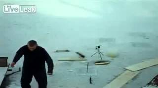 LiveLeak News - Russian ice fishing doesn't go planned