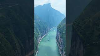 The highest peak of the Three Gorges of the Yangtze River #travel #discoverchina #chinatourism