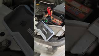 POPDEER PD-J01 20000mAh 2500A Car Jump Starter in Action