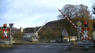 Spoorwegovergang Marsberg (D) // Railroad crossing // Bahnübergang