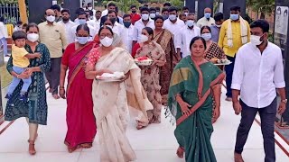 ప‌రిటాల ర‌వీంద్ర 63 జ‌యంతి || Paritala Sreeram Family in Venkatapuram || Paritala Ramindra Birthday