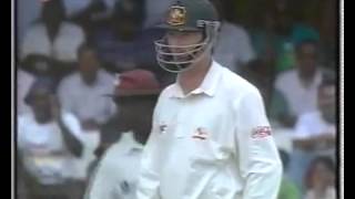 Famous cricket fight  CURTLY AMBROSE vs STEVE WAUGH  Trinidad 1995 3rd test