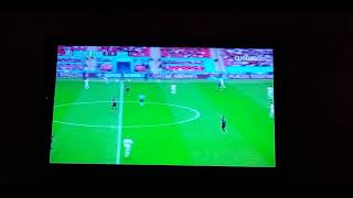 mirando el partido vallan a fútbol libre TV y pueden mirar el partido