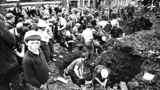 Thom Parrott - The Aberfan Coal Tip Tragedy