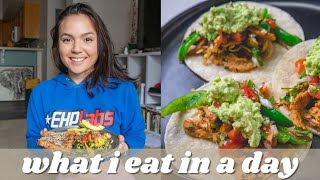 What I Eat in a Day Vlog // Healthy Vegan Meals + Grocery Haul