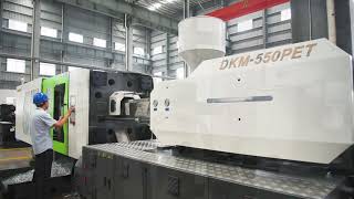 DKM Injection Machine Showing