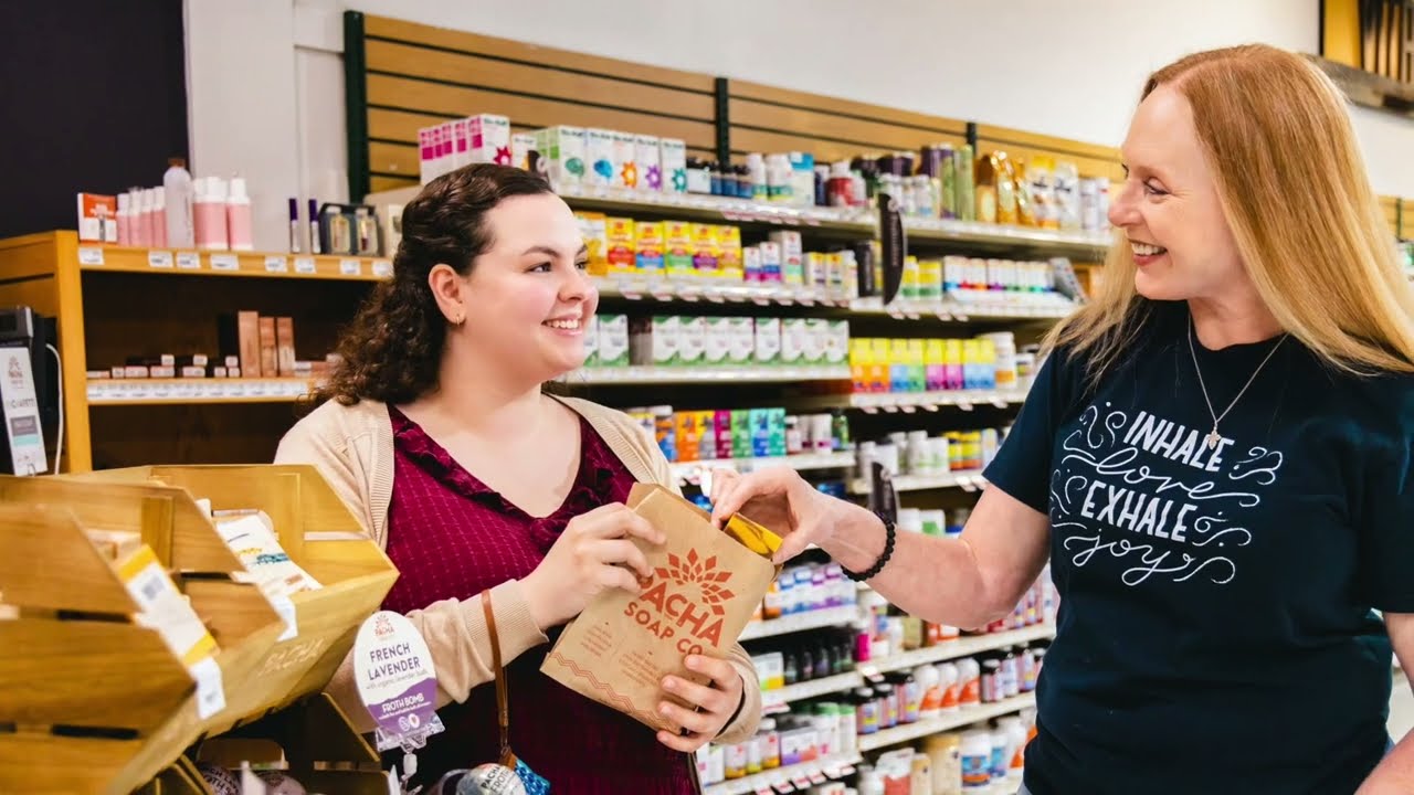 2022 Retailer Of The Year Healthy Edge Retail Group Youtube