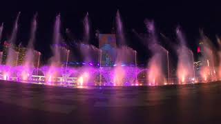 การแสดงระบำสายน้ำ หรือ The ICONIC Multimedia Water Features