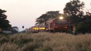 SRT: ขบวนรถธรรมดาที่ 233 ออกจากสถานีรถไฟห้วยแถลง (11/02/2017)