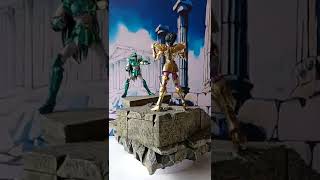 Shiryu de Dragón Vs Shura de Capricornio #caballerosdelzodiaco #saintseiya #shiryu #shura #bandai