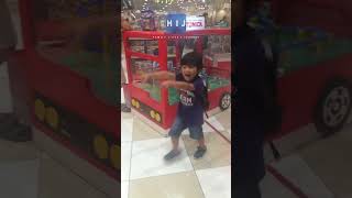 Je Reacts to Tomica City at Aeon #tomica #mainankereta #keretamainan