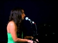 Lady Gaga Vintage Live na NYU Cativado Electric Kiss