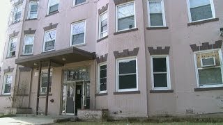 Are criminals walking away from halfway houses?