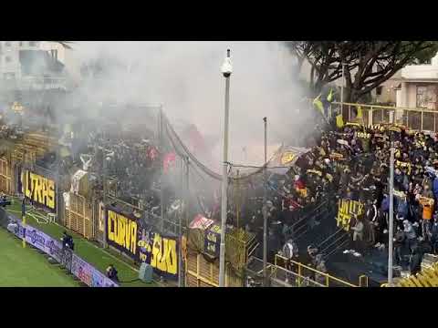 Juve Stabia - Empoli • Serie B • 2019/2020 - Curva Sud Castellammare Di ...