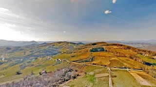 Iznad vrha Vršak u selu Lisa (Above Vršak Peak in the village of Lisa)