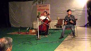 TAPAN MULLICK ON CELLO RABINDRA SANGEET EKLA CHALO RE.wmv