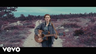 Sadie Sink - Ramblin' Down the Road (From "O'Dessa")