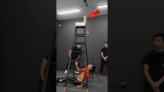 [WORLD'S FIRST] Impossible Jenga Trick Shot by Professional Yo-Yo Performer #yoyo #Jenga #trickshot