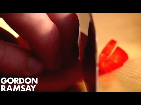How to Cut A Bell Pepper - Gordon Ramsay How to Cut A Bell Pepper - Gordon Ramsay
