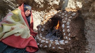 Diversity in the cave: Grandmother's skill in making windows inside the cave