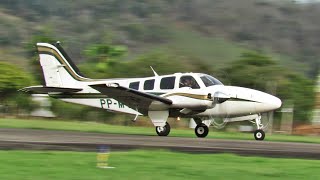 Beechcraft Baron 58 Faz uma Belíssima Decolagem Americana