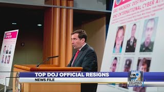 Top DOJ official resigns