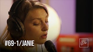 JANIE - Petite Blonde | LBTV Live Session #69