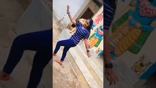 ମୋର ଖୋଷା ତଳେ ମଲି ଫୁଲ🌸😳🤪#dancevideo #subscribers