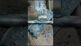 how Pakistani welder make door latch hooks #welding #thinmetal #weldingshort #shorts #stickwelding